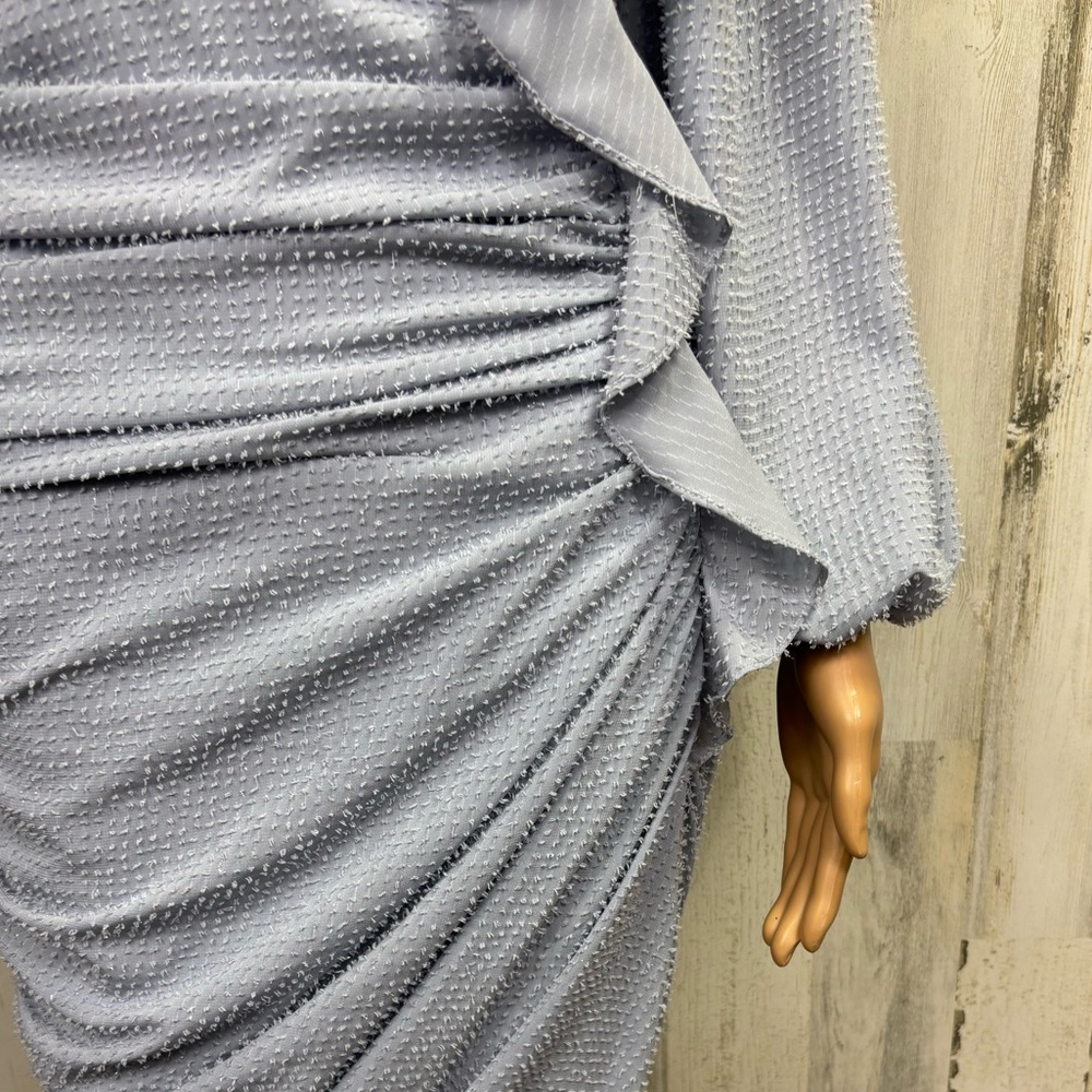 ASTR The Label Athens Ruched‎ Puff Sleeve Shimmer Midi Dress - Picture 5 of 13